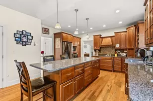 46 Mirimichi St, Plainville, MA 02762 - Photo 4