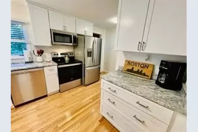 35 Butts St, Newton, MA 02464 - Photo 2