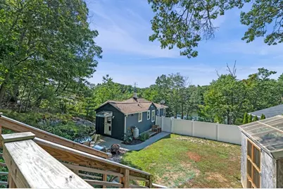 93 Sweetwater St, Saugus, MA 01906 - Photo 24
