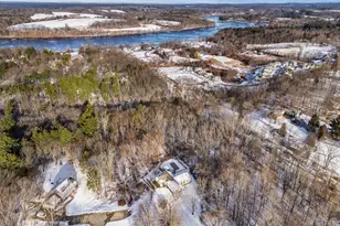 9 Marshall Dr, West Newbury, MA 01985 - Photo 4