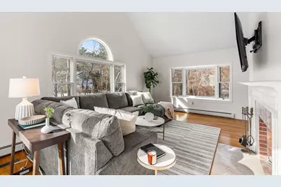 9 Marshall Dr, West Newbury, MA 01985 - Photo 6