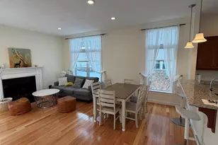 33 Boardwalk Dr, Andover, MA 01810 - Photo 2