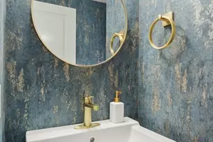 12 Spring Garden St, Boston, MA 02125 - Photo 22