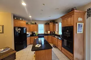 6 Fulling Mill Dr, Charlton, MA 01507 - Photo 10