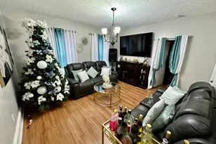 143-145 Foster St, Lawrence, MA 01843 - Photo 4