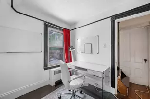 11 Round Hill St, Boston, MA 02130 - Photo 24