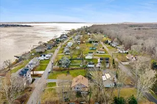 15 Seaview Ave, Swansea, MA 02777 - Photo 12