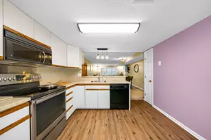 49 Weatherly Dr, Salem, MA 01970 - Photo 14