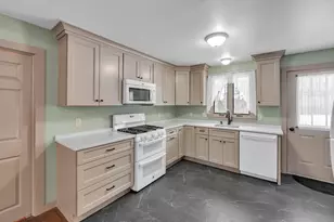 300 Padre Rd, New Braintree, MA 01531 - Photo 16
