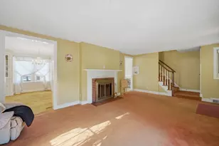 46 Puritan Cir, Springfield, MA 01119 - Photo 8