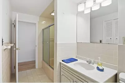 27 Thurston Pl, Fitchburg, MA 01420 - Photo 18