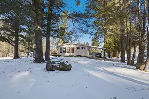 27 Thurston Pl, Fitchburg, MA 01420 - Photo 30