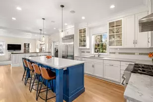 53 Marshall St, Newton, MA 02459 - Photo 6