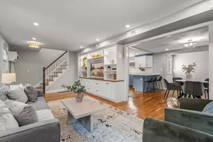 112 Wendell St, Winchester, MA 01890 - Photo 2