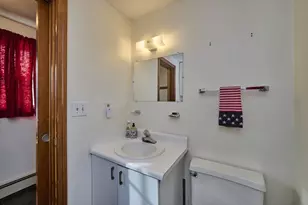 31 Walton St, Waltham, MA 02451 - Photo 16