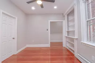 129 Harrishof, Boston, MA 02121 - Photo 4