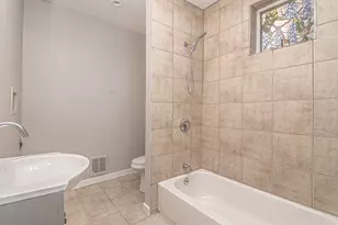129 Harrishof, Boston, MA 02121 - Photo 10