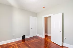 22 Barry St, Boston, MA 02125 - Photo 28