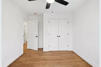 28 Arlington St, Woburn, MA 01801 - Photo 22