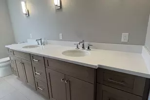 40 Duffy Dr, Attleboro, MA 02703 - Photo 20