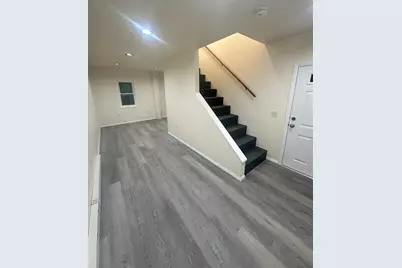 126 Day St, West Springfield, MA 01085 - Photo 8