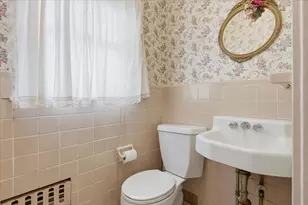 559 Gallivan Blvd, Boston, MA 02124 - Photo 20