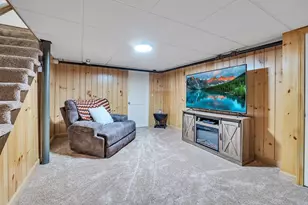 22 Lanark St, Worcester, MA 01603 - Photo 24