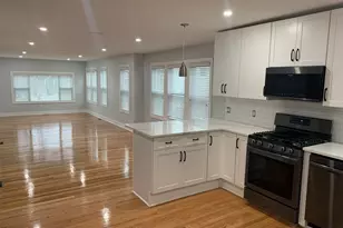 115 Shore Dr, Somerville, MA 02145 - Photo 8