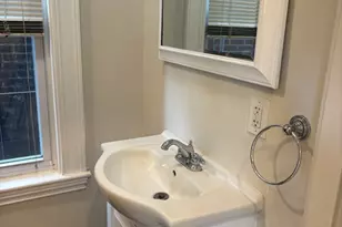 1672 Beacon St, Brookline, MA 02446 - Photo 4