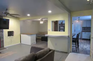 4 Linden Ct, New Bedford, MA 02740 - Photo 2