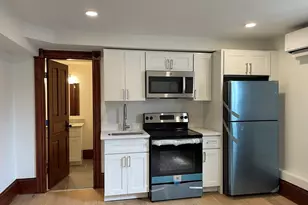 41 Summer St, Leominster, MA 01453 - Photo 2