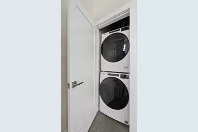 34 Tremaine St #1, Leominster, MA 01453 - Photo 8