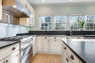 676 Elm St, Dartmouth, MA 02748 - Photo 24