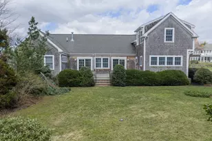 676 Elm St, Dartmouth, MA 02748 - Photo 38