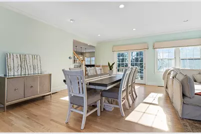 676 Elm St, Dartmouth, MA 02748 - Photo 16