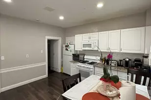 86 Oak St, Waltham, MA 02453 - Photo 4