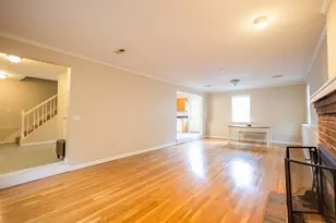 5337 B Washington St, Boston, MA 02132 - Photo 2