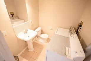 5337 B Washington St, Boston, MA 02132 - Photo 8