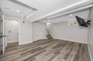 1514 Gorham St, Lowell, MA 01852 - Photo 28