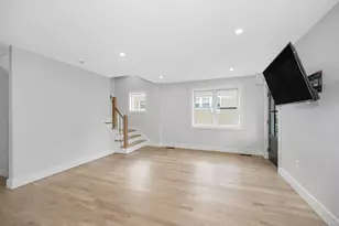 1514 Gorham St, Lowell, MA 01852 - Photo 4