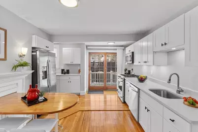 420 Baker St, Boston, MA 02132 - Photo 16
