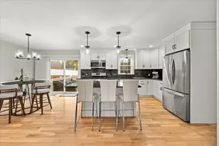 70 Sandy Hill Rd, Raynham, MA 02767 - Photo 14