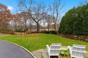 28 Tufts Rd, Lexington, MA 02421 - Photo 2