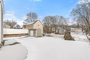 20 Pond St, Stoneham, MA 02180 - Photo 28