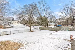 20 Pond St, Stoneham, MA 02180 - Photo 32