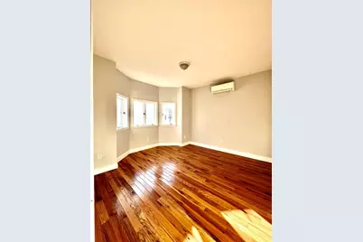 113 Moore St #2, Boston, MA 02128 - Photo 4