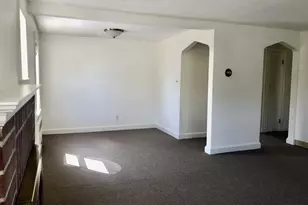 17 Hatfield Rd, Newton, MA 02465 - Photo 4