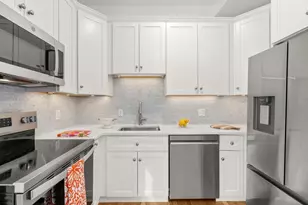 7 Russell St, Cambridge, MA 02140 - Photo 14