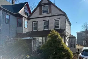 37 Longfellow St, Boston, MA 02122 - Photo 2