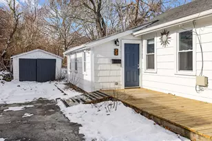 2 Oakdale St, Wareham, MA 02571 - Photo 30